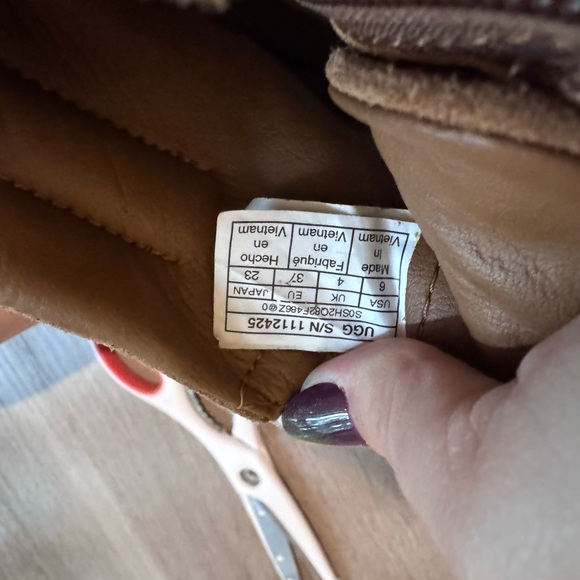 UGG Women’s Brown High-Top Nuray Sneakers - Picture 6 of 7